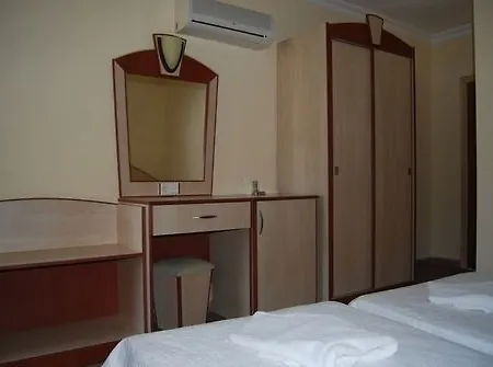 Hotel Ikbal